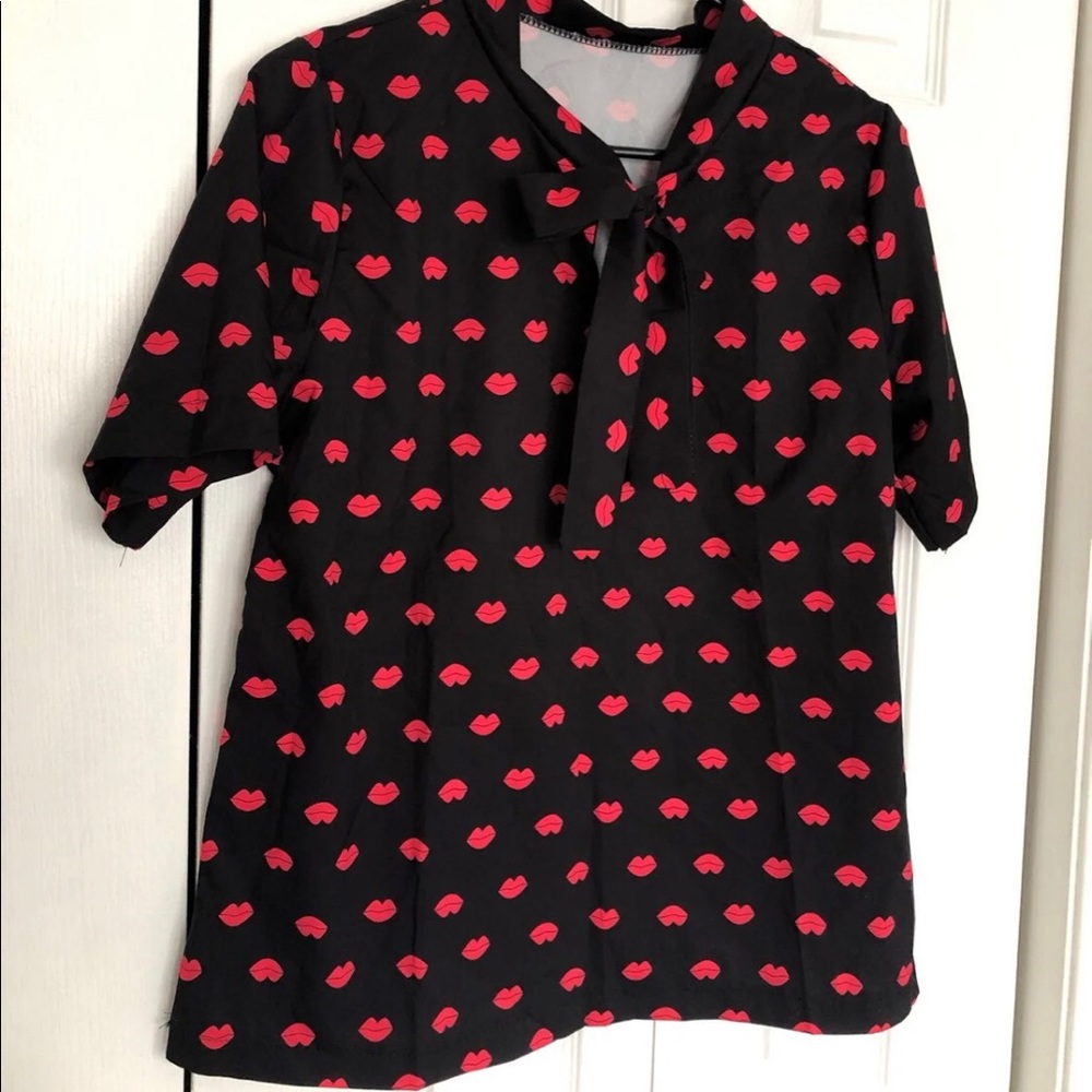 Lips Blouse Size M